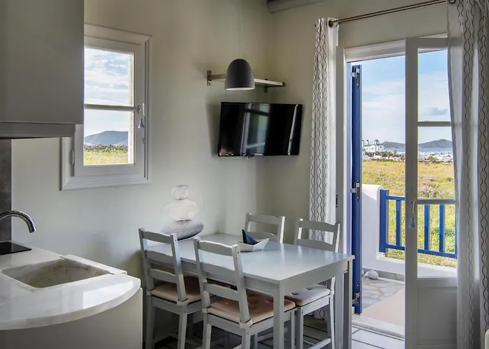 Pure White 1bd House With Amazing Sea Views In * Науса