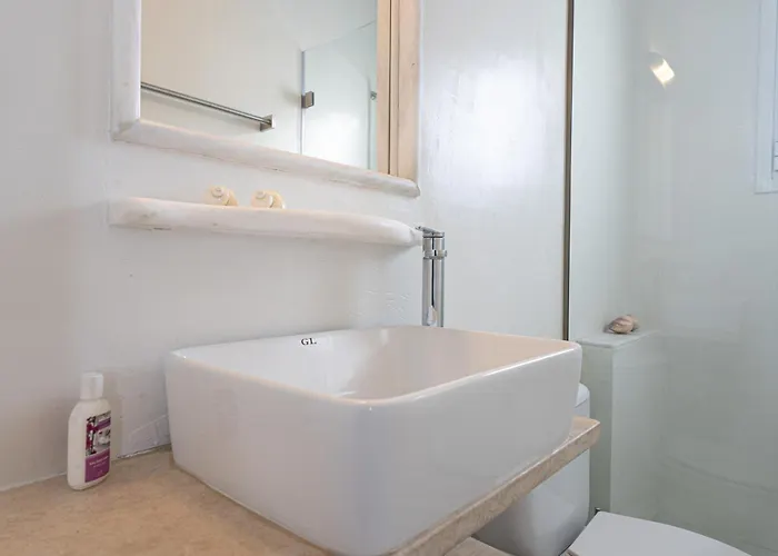 Pure White 1bd House With Amazing Sea Views In Апартаменты *