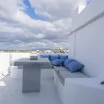 Pure White 1bd House With Amazing Sea Views In Апартаменты *