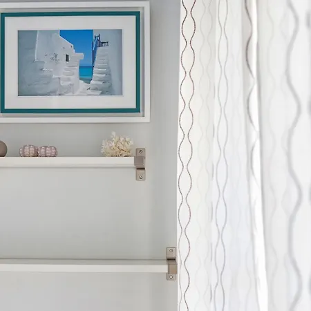 Pure White 1bd House With Amazing Sea Views In Naousa